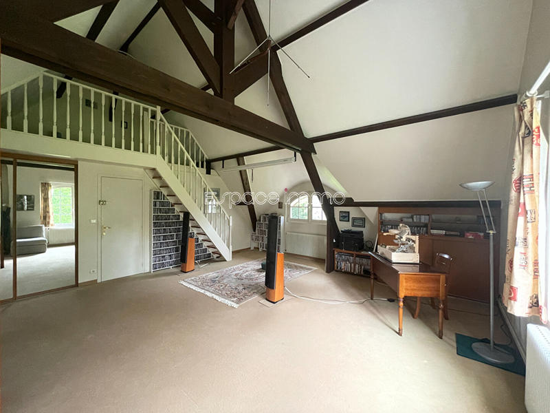 Maison - 197 m² - 7 pièces