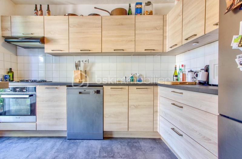 Maison - 92 m² - 4 pièces