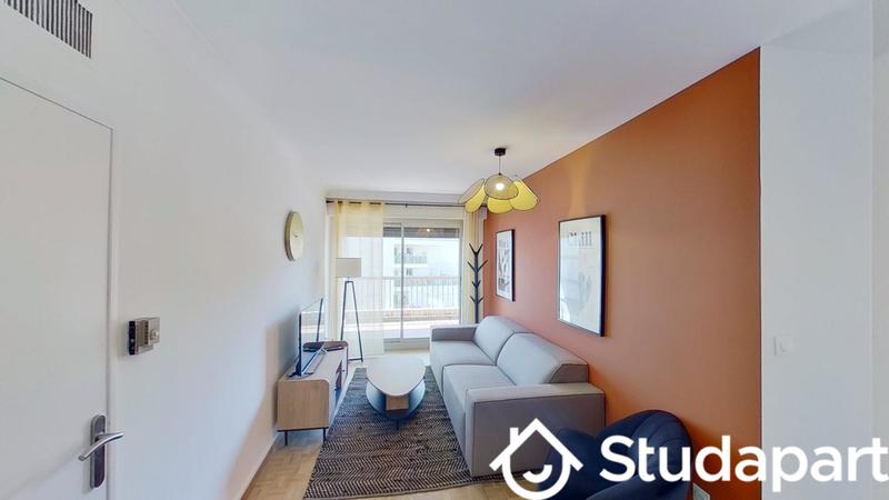 Chambre - 9 m² - 1 pièce