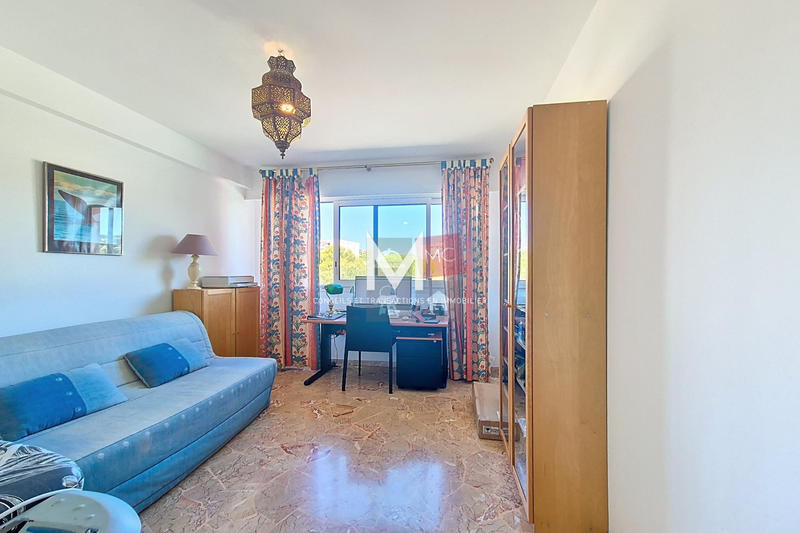 Appartement - 80 m² - 3 pièces