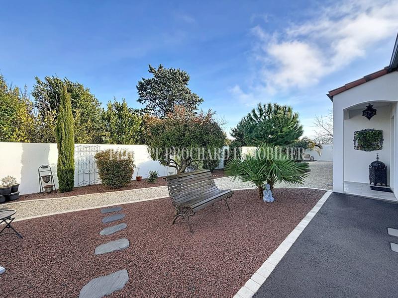 Maison contemporaine - 148 m² - 7 pièces