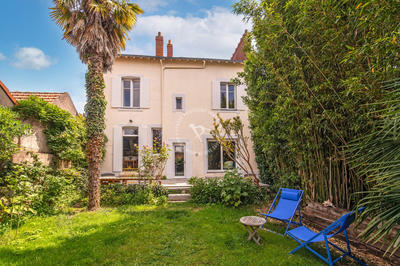 Maison ancienne - 200 m² - 9 pièces
