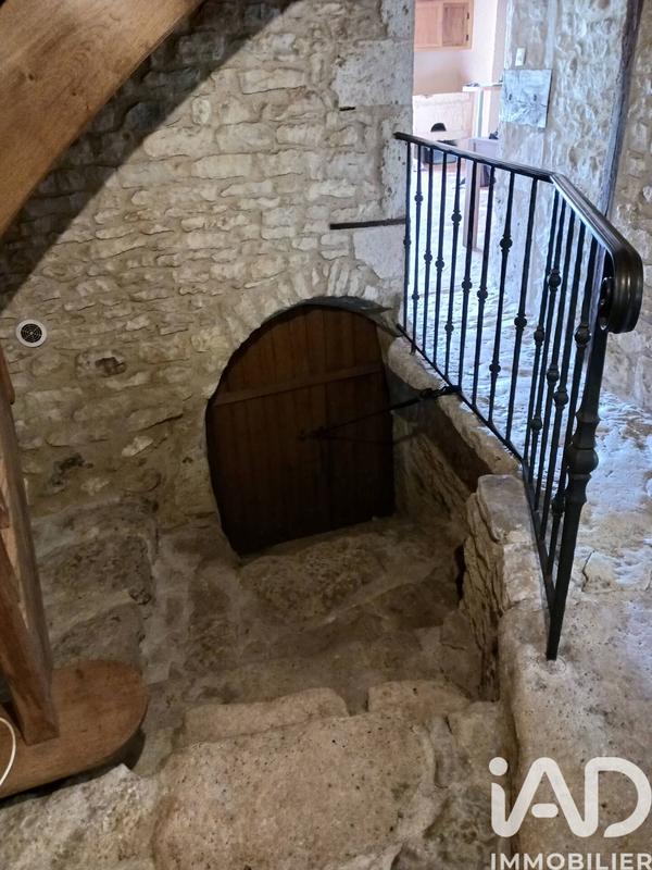 Maison - 190 m² - 8 pièces