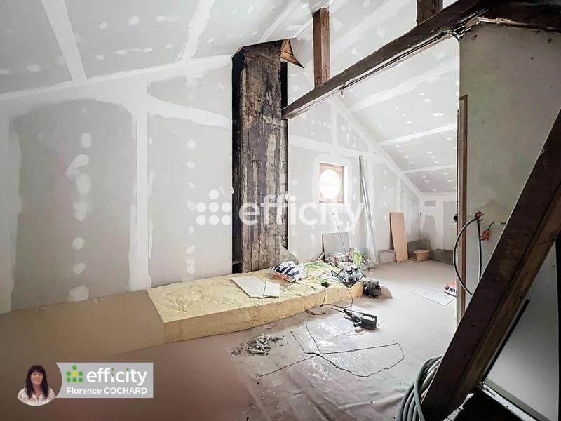 Maison - 408 m² - 13 pièces