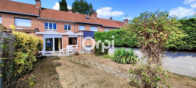 Maison - 95 m² - 5 pièces