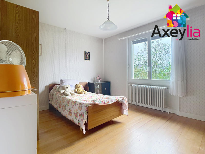 Maison - 93 m² - 4 pièces