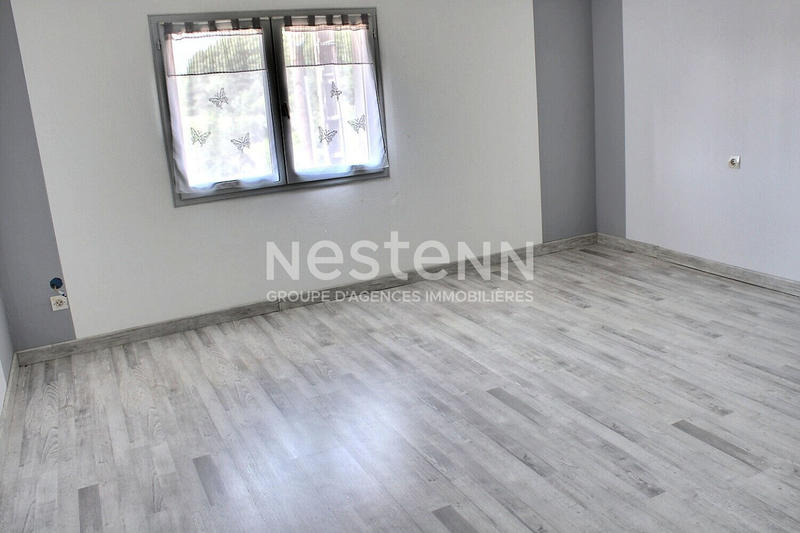 Maison - 160 m² - 9 pièces