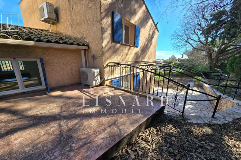 Villa - 96 m² - 4 pièces