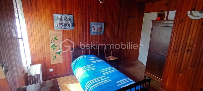 Maison - 230 m² - 11 pièces