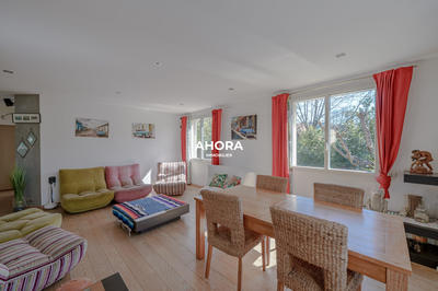 Maison - 165 m² - 6 pièces