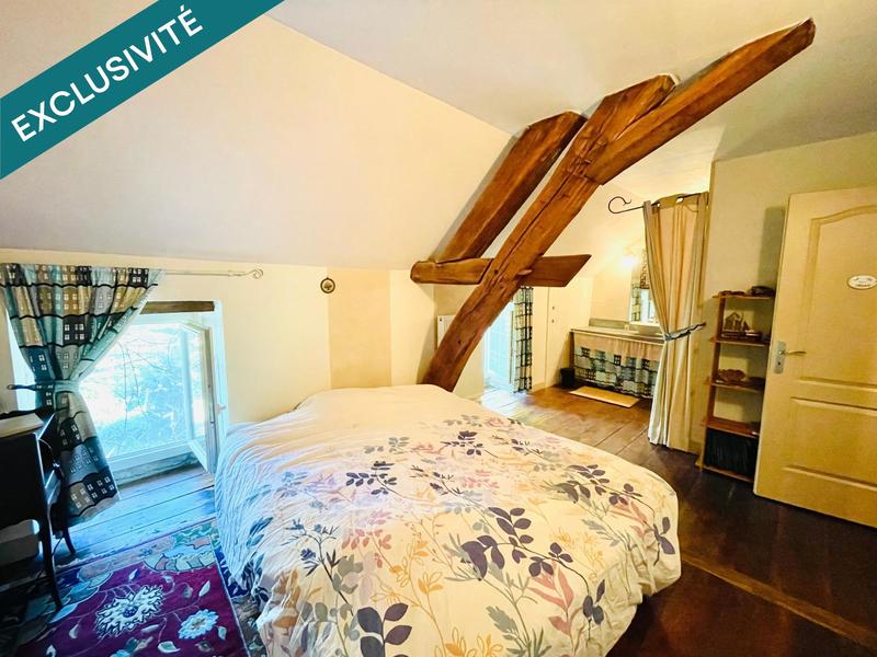 Maison - 215 m² - 8 pièces