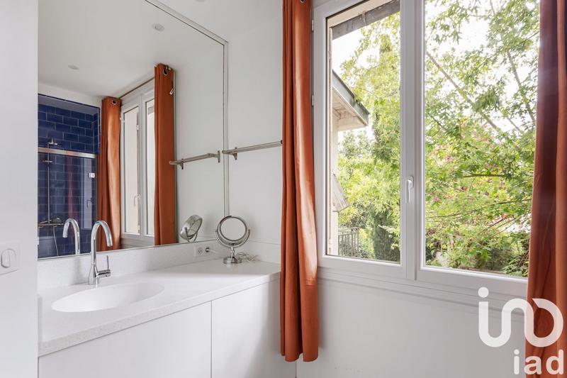 Maison - 205 m² - 5 pièces