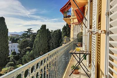 Appartement - 147 m² - 4 pièces