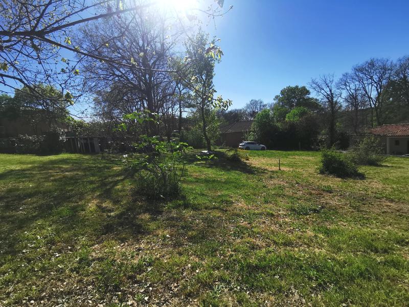 Terrain constructible - 1 000 m²