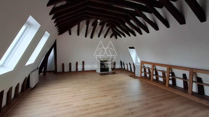 Immeuble - 380 m² - 15 pièces