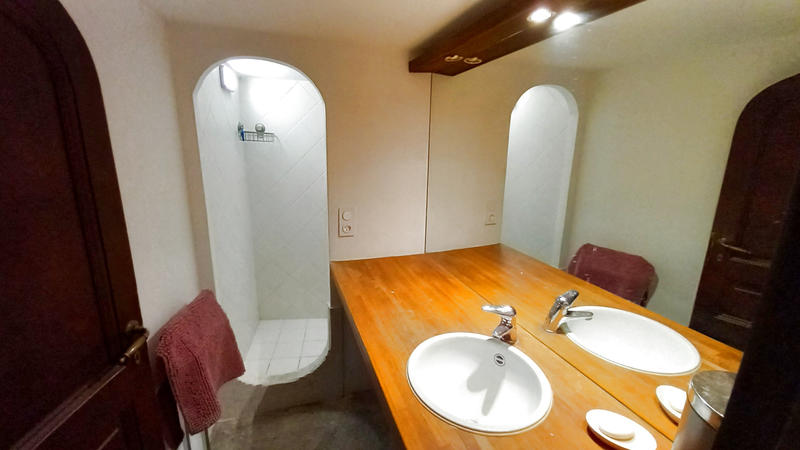 Maison - 175 m² - 8 pièces