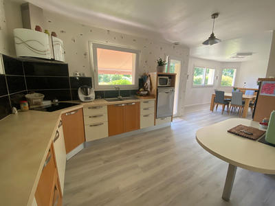 Maison - 133 m² - 8 pièces