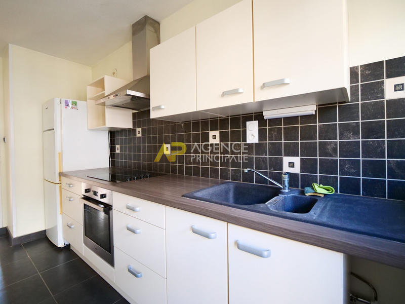 Appartement - 64 m² - 3 pièces