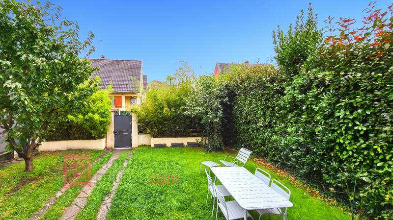 Maison - 112 m² - 7 pièces