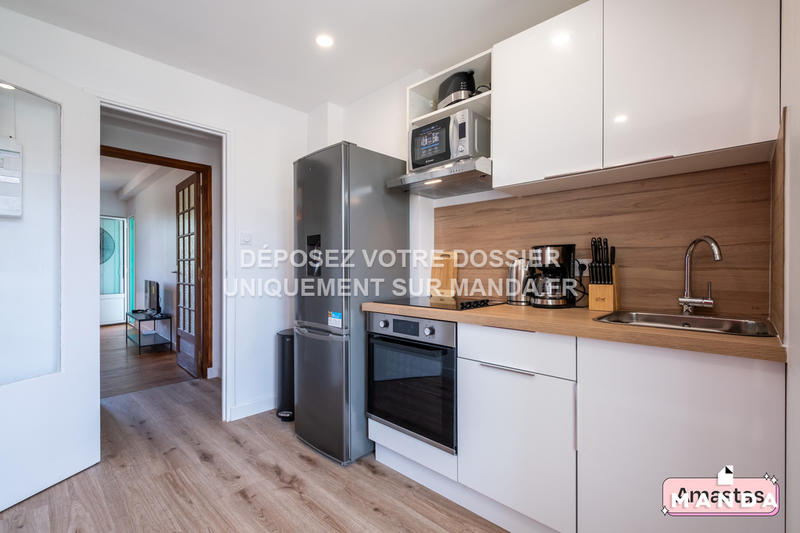 Chambre - 10 m² - 4 pièces