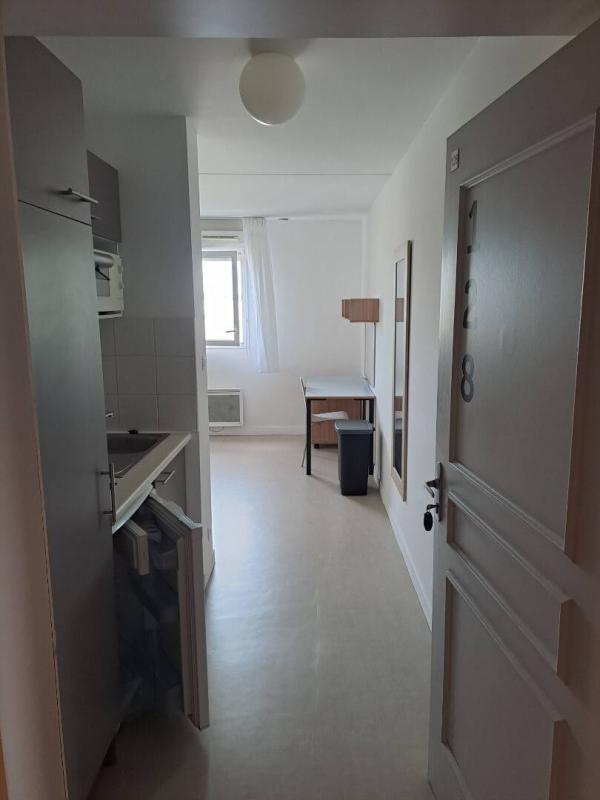 Studio - 19 m² - 1 pièce