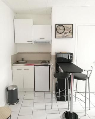 Studio - 17 m² - 1 pièce