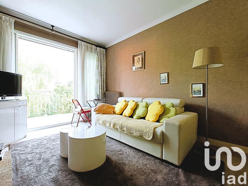 Maison - 210 m² - 6 pièces