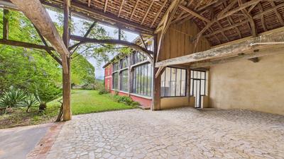 Maison - 530 m² - 18 pièces