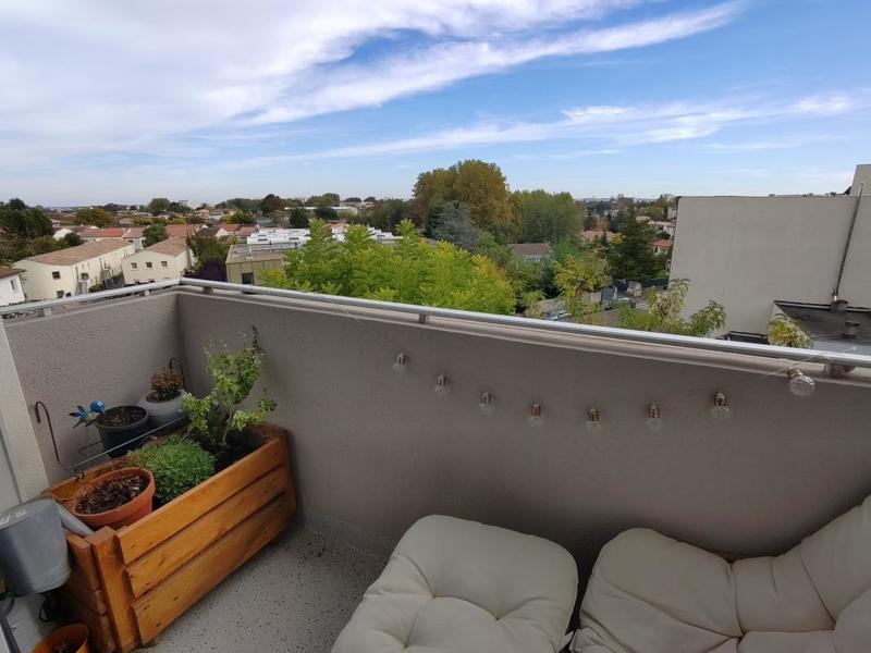 Appartement - 75 m² - 3 pièces