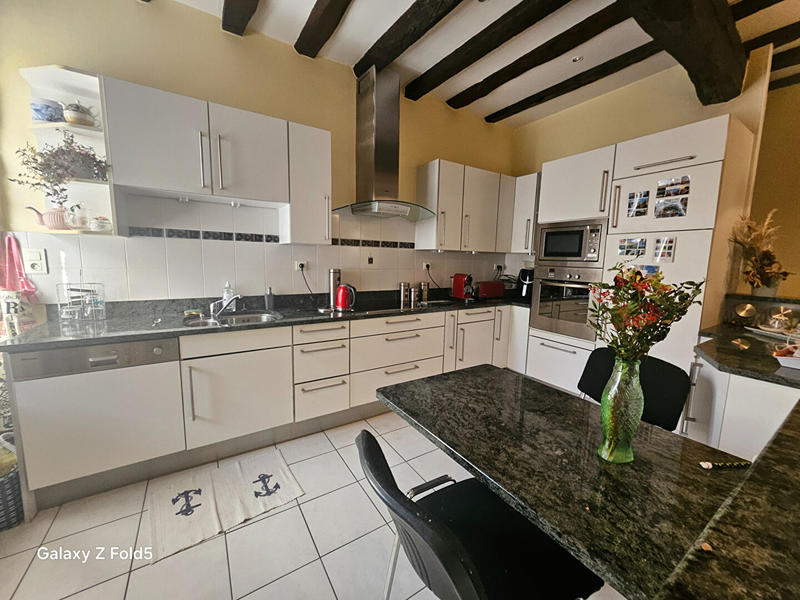 Appartement - 178 m² - 7 pièces