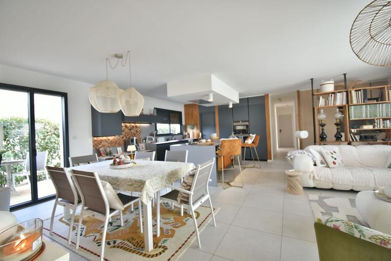 Villa - 120 m² - 4 pièces