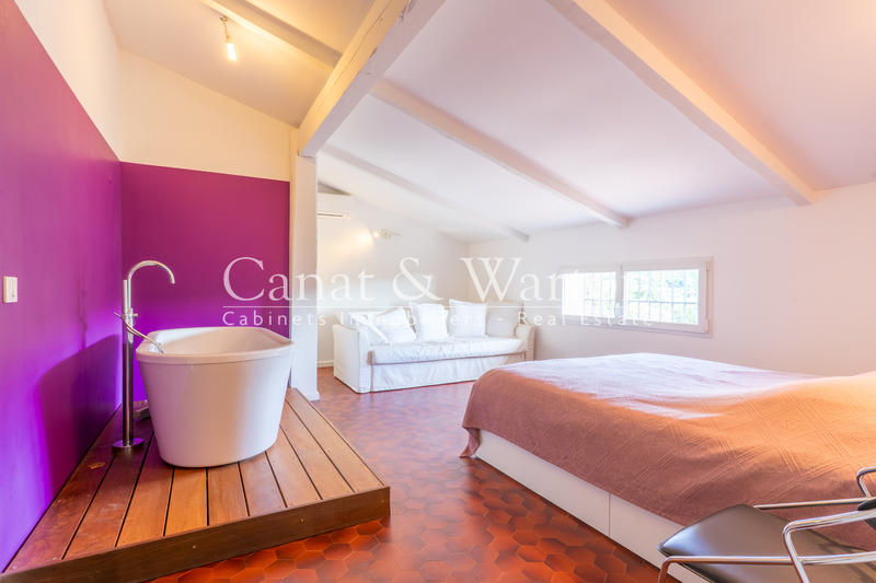 Villa - 200 m² - 6 pièces