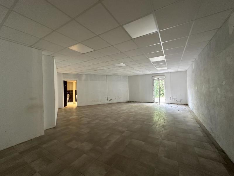 Local commercial - 165 m²