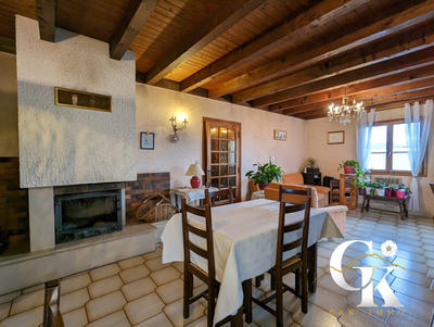 Maison - 158 m² - 6 pièces