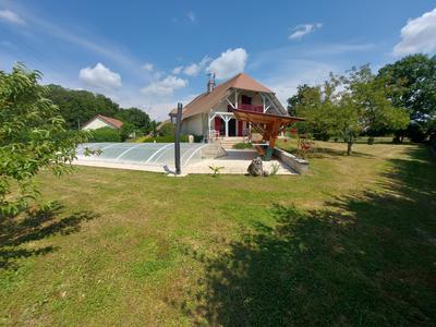 Maison - 188 m² - 7 pièces