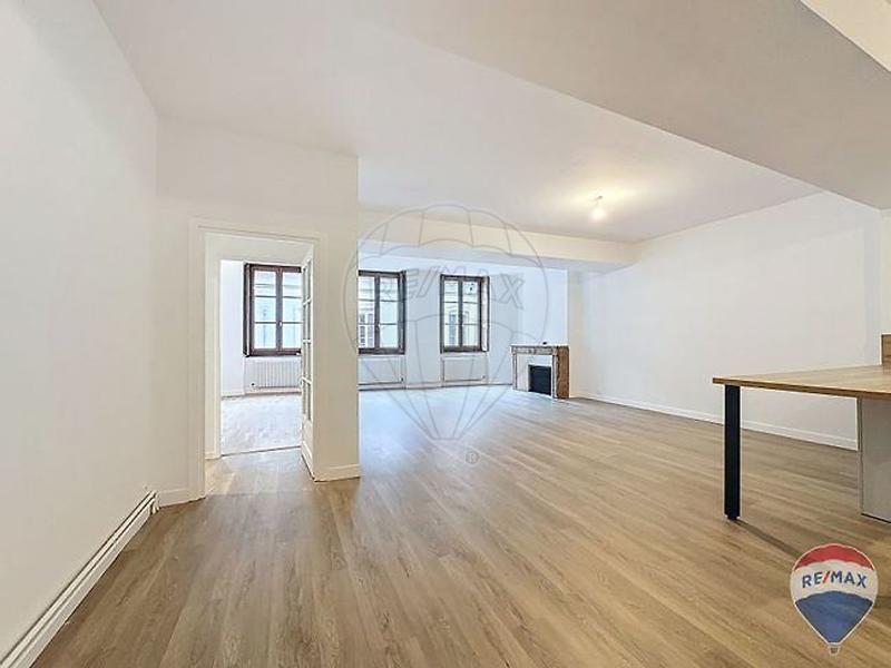Appartement - 121 m² - 4 pièces