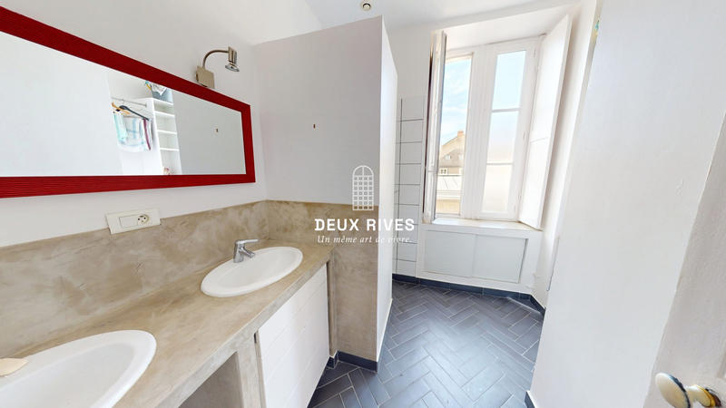 Appartement - 115 m² - 4 pièces