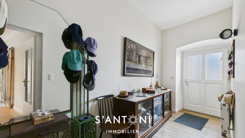 Maison - 196 m² - 5 pièces