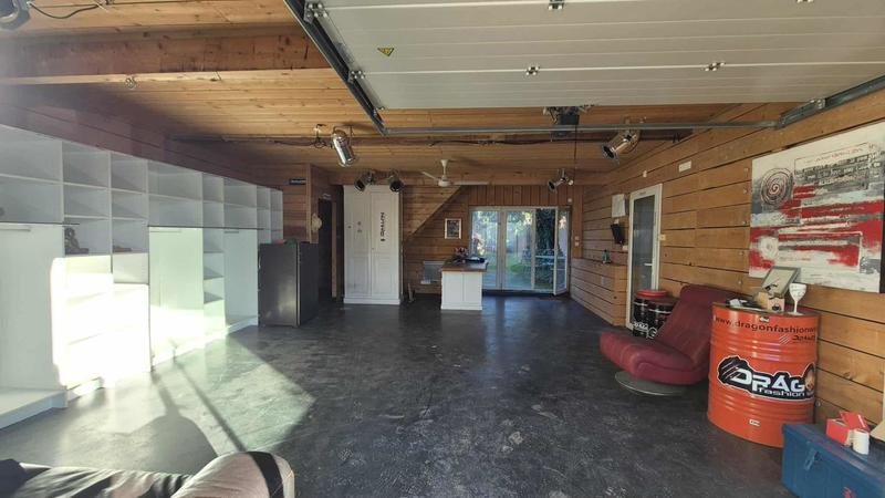 Maison - 100 m² - 2 pièces