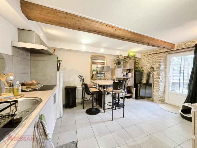 Maison - 457 m² - 16 pièces