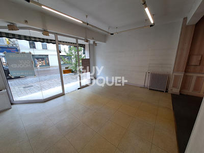 Local commercial - 87 m²