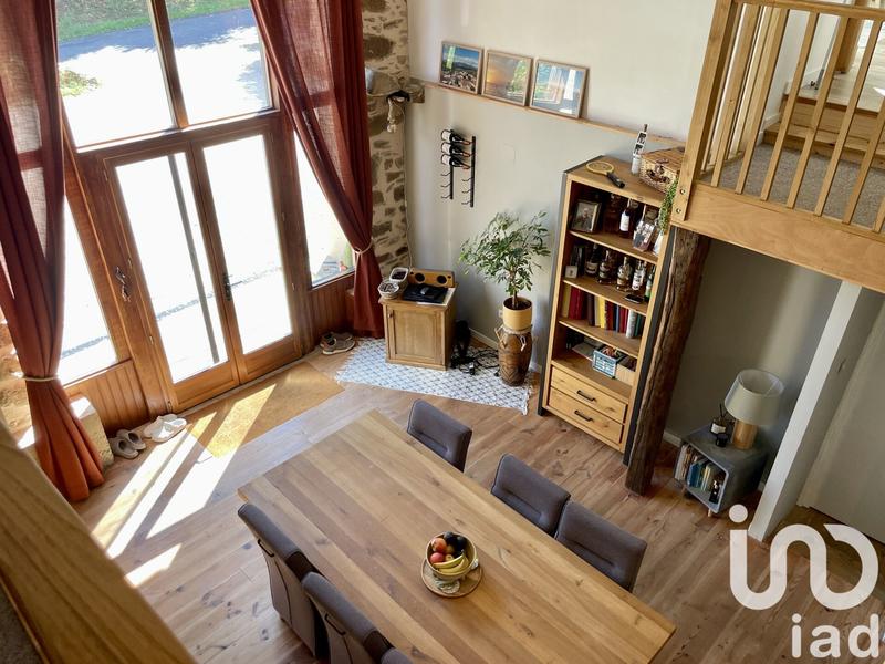 Maison de village - 250 m² - 11 pièces