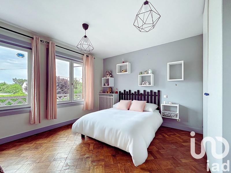 Maison - 194 m² - 11 pièces