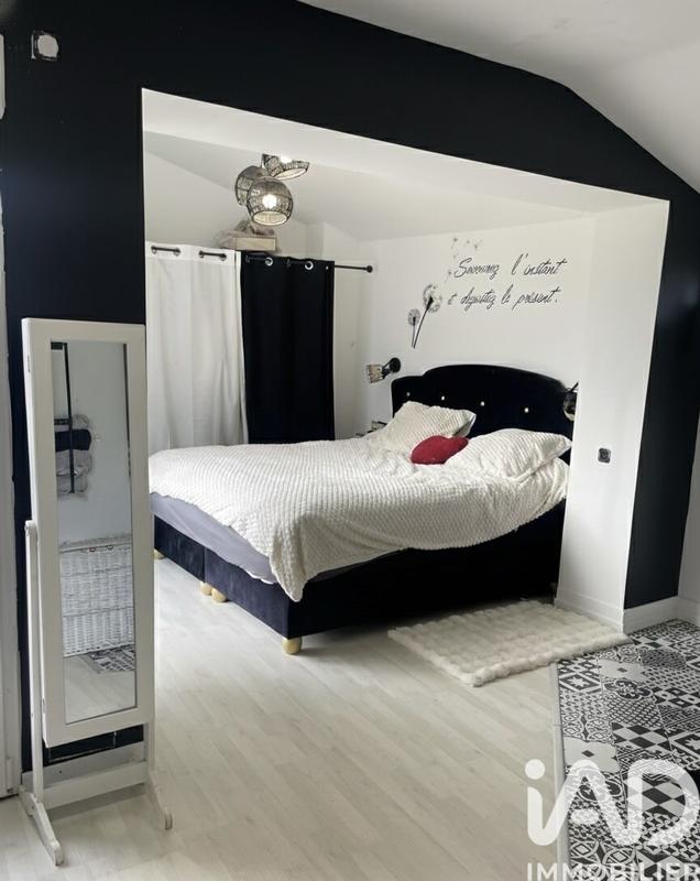 Maison - 160 m² - 8 pièces