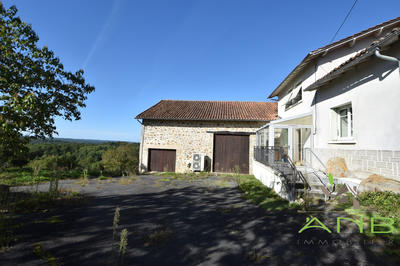 Maison - 88 m² - 3 pièces