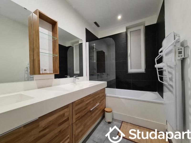 Chambre - 12 m² - 1 pièce