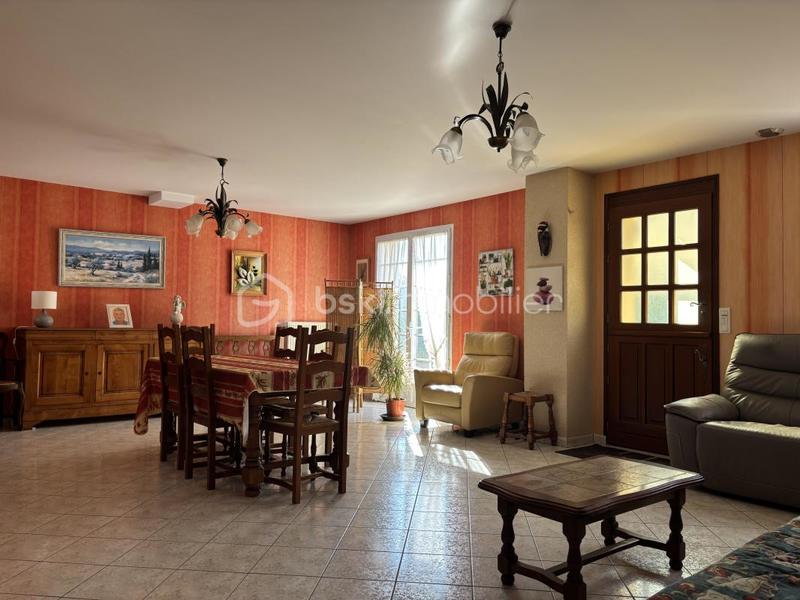 Maison - 105 m² - 3 pièces