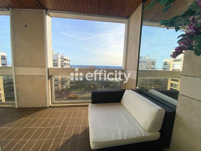 Appartement - 111 m² - 4 pièces