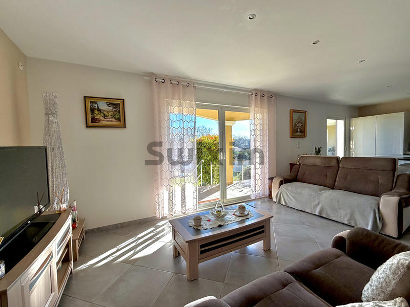 Villa - 138 m² - 6 pièces