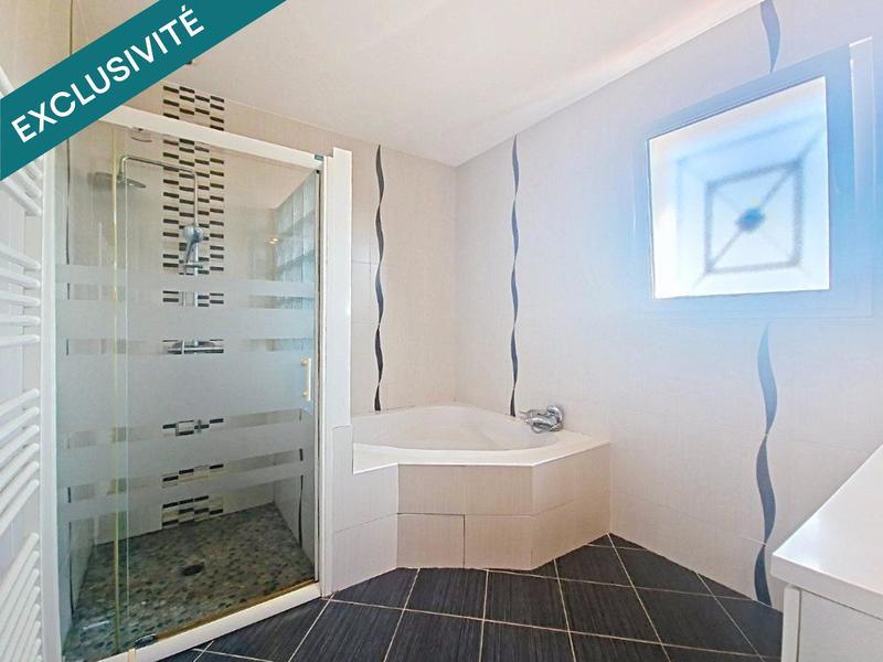 Maison - 180 m² - 7 pièces